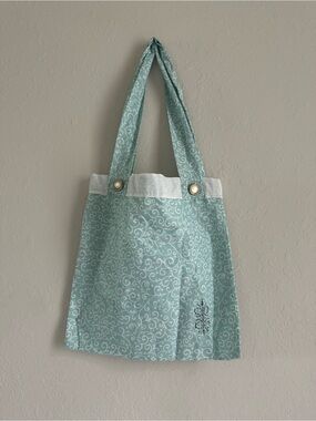 Turquoise Scroll-Print Tote with White Trim